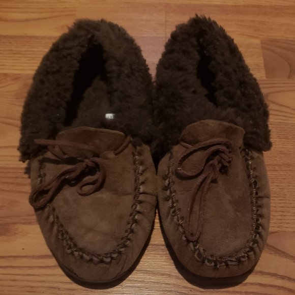 L.L.Bean Shoes - EUC women's L.L.Bean slippers